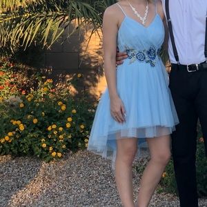 BEAUTIFUL PERFECT CONDITION HOMECOMING DRESS